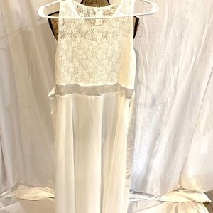 Girls sleeveless white dress